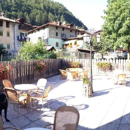 Albergo Garni Cavento Pinzolo Buitenkant foto