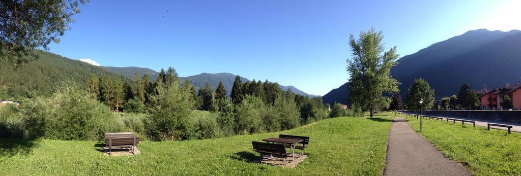 Albergo Garni Cavento Pinzolo Buitenkant foto