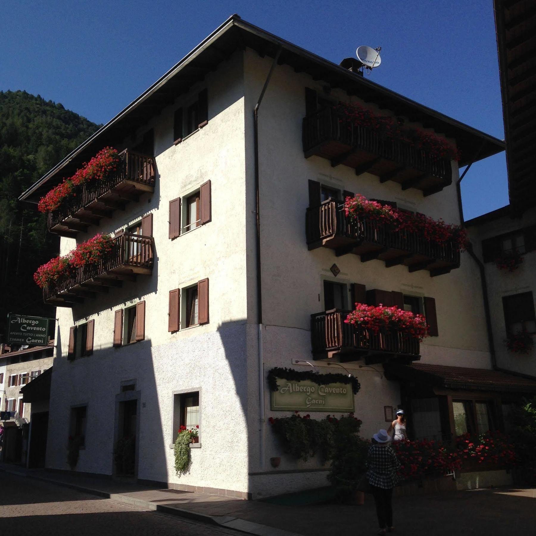 Albergo Garni Cavento Pinzolo Buitenkant foto